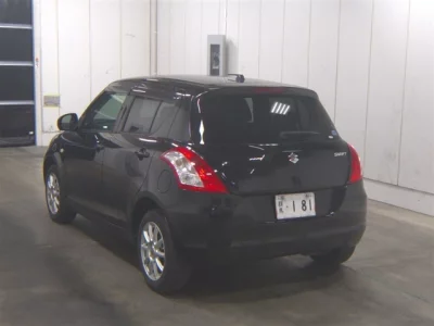 Suzuki SWIFT  с аукциона в Японии