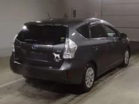 Toyota PRIUS ALPHA лот № 4113 оценка 3.5  с аукциона в Японии 1