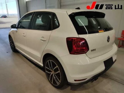 Volkswagen POLO  с аукциона в Японии