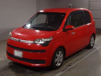 Toyota SPADE  с аукциона в Японии