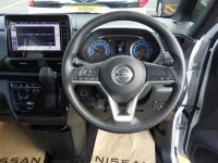 Nissan ROOX лот № 3060 оценка 5  с аукциона в Японии 4