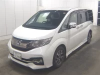 Honda STEP WAGON лот № 3041 оценка 3.5  с аукциона в Японии 3