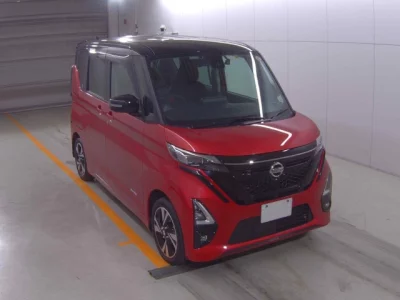 Nissan ROOX  с аукциона в Японии