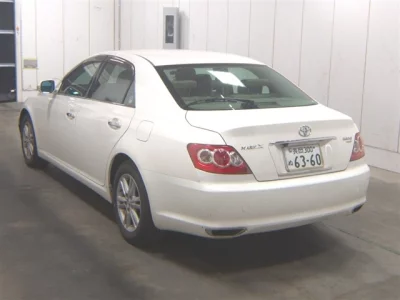 Toyota MARK X  с аукциона в Японии