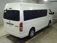 Toyota HIACE лот № 2042 оценка 4  с аукциона в Японии 1