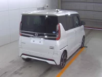 Nissan ROOX лот № 3064 оценка R  с аукциона в Японии 3