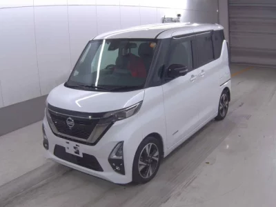 Nissan ROOX  с аукциона в Японии