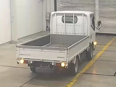 Nissan ATLAS  с аукциона в Японии