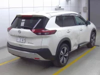 Nissan X-TRAIL лот № 208 оценка 3.5  с аукциона в Японии 3