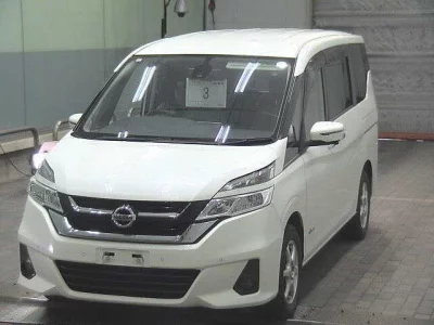 Nissan SERENA  с аукциона в Японии