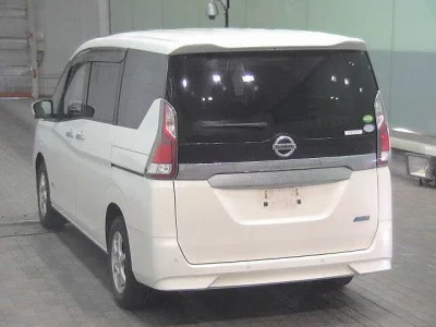 Nissan SERENA  с аукциона в Японии