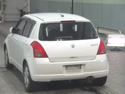 Suzuki SWIFT  с аукциона в Японии