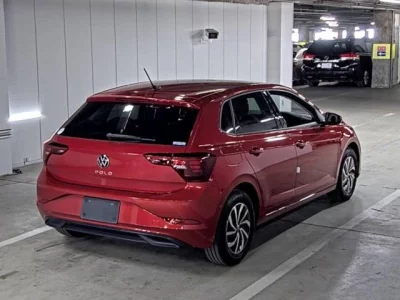 Volkswagen POLO  с аукциона в Японии
