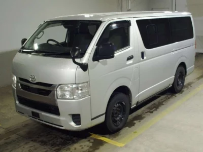 Toyota HIACE VAN  с аукциона в Японии