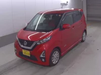 Nissan DAYZ лот № 3077 оценка 3  с аукциона в Японии 2