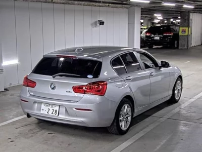 BMW 1-Series  с аукциона в Японии