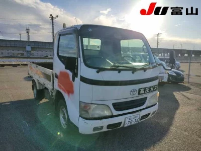 Toyota DYNA  с аукциона в Японии