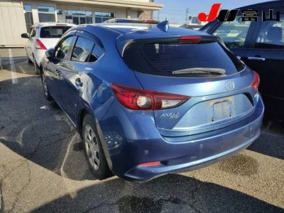 Mazda AXELA  с аукциона в Японии