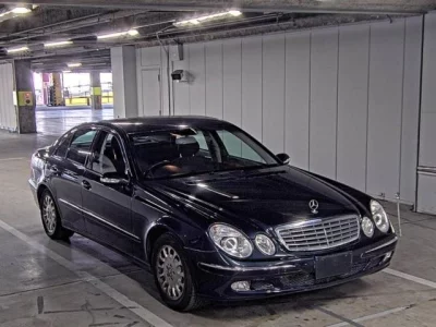 Mercedes-Benz E CLASS  с аукциона в Японии