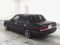 Toyota CROWN лот № 2090 оценка R  с аукциона в Японии 1