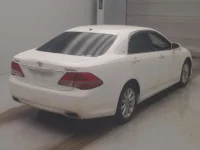Toyota CROWN лот № 23 оценка RA  с аукциона в Японии 1