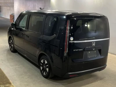 Honda STEP WAGON  с аукциона в Японии