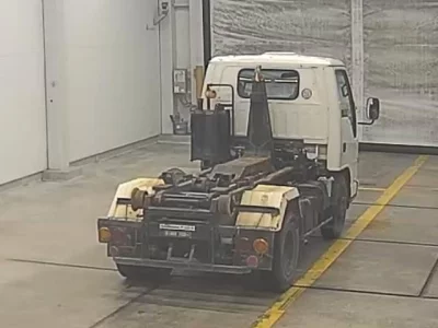 Isuzu ELF  с аукциона в Японии