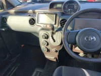 Toyota SPADE лот № 55 оценка 3.5  с аукциона в Японии 4