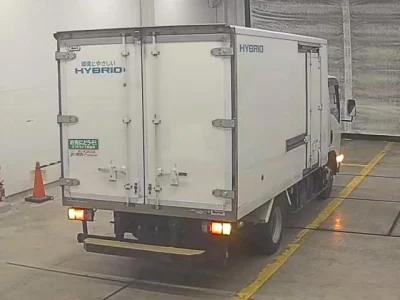 Isuzu ELF  с аукциона в Японии