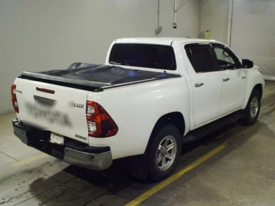 Toyota HILUX  с аукциона в Японии