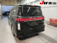Nissan ELGRAND лот № 1021 оценка 3.5  с аукциона в Японии 1