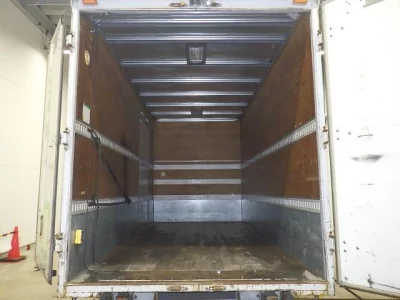 Isuzu ELF  с аукциона в Японии