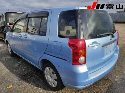 Toyota RAUM  с аукциона в Японии