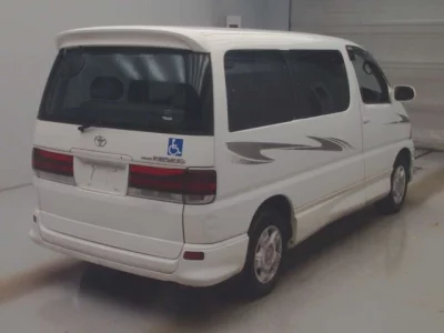 Toyota HIACE REGIUS