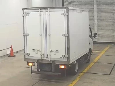 Hino DUTRO  с аукциона в Японии