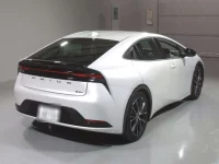 Toyota PRIUS лот № 2173 оценка 5  с аукциона в Японии 1