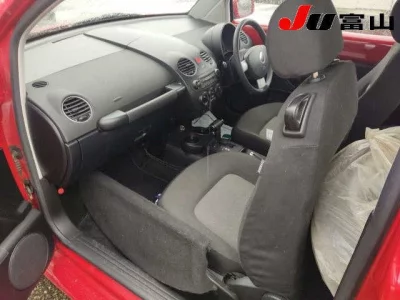 Volkswagen NEW BEETLE