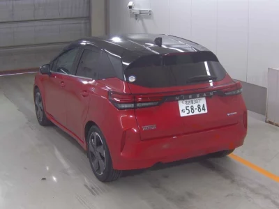 Nissan AURA  с аукциона в Японии