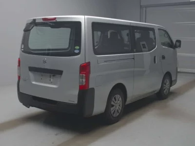 Nissan CARAVAN VAN  с аукциона в Японии