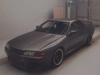 Nissan SKYLINE  с аукциона в Японии