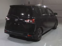 Toyota SIENTA лот № 2188 оценка 3  с аукциона в Японии 1