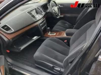 Nissan TEANA лот № 1051 оценка 4  с аукциона в Японии 2
