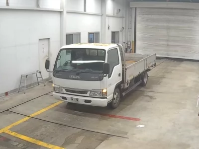 Isuzu ELF  с аукциона в Японии