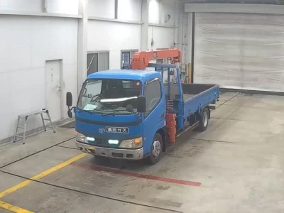 Toyota DYNA  с аукциона в Японии