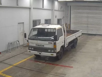 Mazda TITAN  с аукциона в Японии