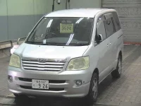Toyota NOAH лот № 3524 оценка 3.5  с аукциона в Японии 2