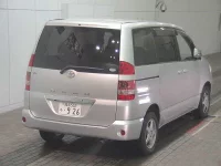 Toyota NOAH лот № 3524 оценка 3.5  с аукциона в Японии 3