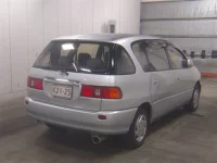 Toyota IPSUM лот № 5039 оценка -  с аукциона в Японии 4