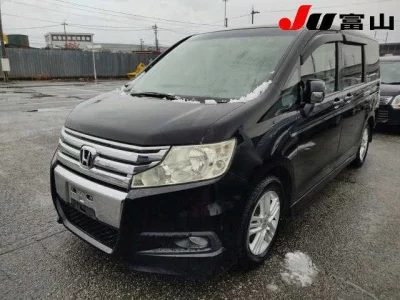 Honda STEP WAGON  с аукциона в Японии