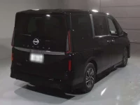 Nissan SERENA лот № 2204 оценка 5  с аукциона в Японии 1